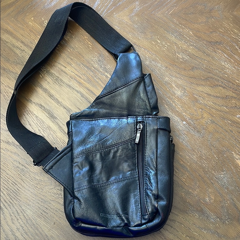 Black Leather Crossbody Bag - Picture 6 of 7